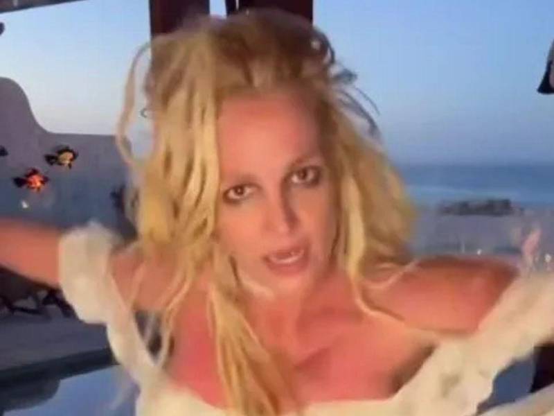 Britney Spears fue arrestada en el condado de Ventura la noche del pasado 4 de marzo por conducir bajo los efectos del alcohol, según reporta el portal TMZ, citando los regitros del Sheriff del Condado de Ventura.