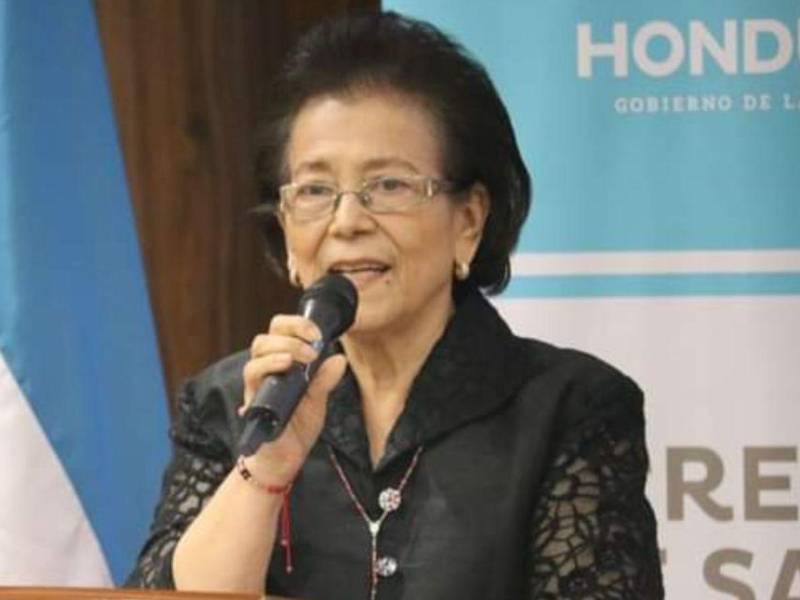 La doctora Nerza Paz, nueva ministra de Salud.