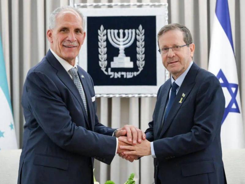 El presidente electo de Honduras Nasry Asfura junto al presidente de Israel, Isaac Herzog. Foto: Cortesía gobierno de Israel