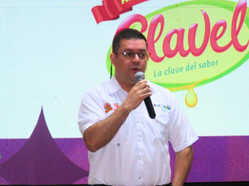 Víctor Hugo Ayala, director comercial de Molino Harinero Sula.