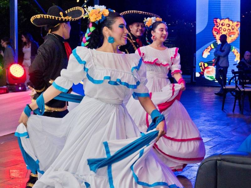 En un ambiente de fiesta Tigo anunció que ofrecerá experiencias deportivas de clase internacional en una alianza estratégica con la FIFA.