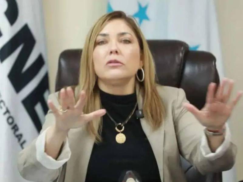 Ana Paola Hall, presidenta del Consejo Nacional Electoral (CNE).