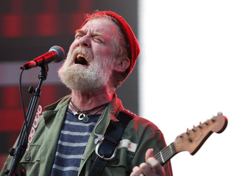 El ahora fallecido cantautor irlandés Glen Hansard.