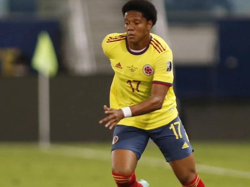 Yairo Moreno disputó varios partidos con la selcción de Colimbia rumbo al mundial de Catar 2022.