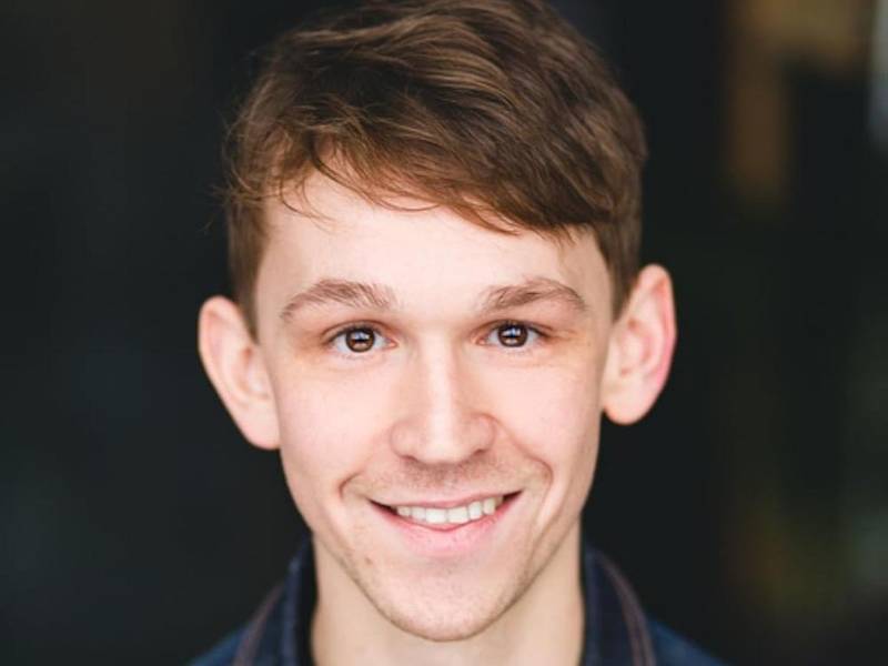 Caleb Ellsworth-Clark tiene un gran parecido físico con Erik Per Sullivan.