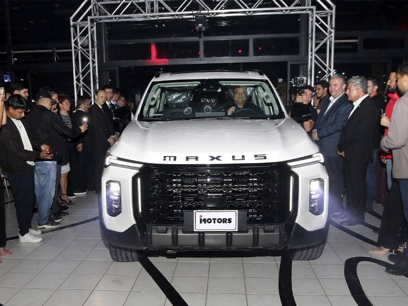 La Maxus D90 Max BiTurbo Diesel Híbrida fue la estrella del evento, destacándose por su tecnología avanzada.