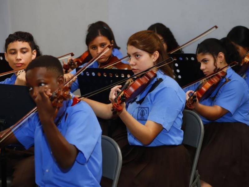 La Escuela de Música Victoriano López celebra su legado con un concierto