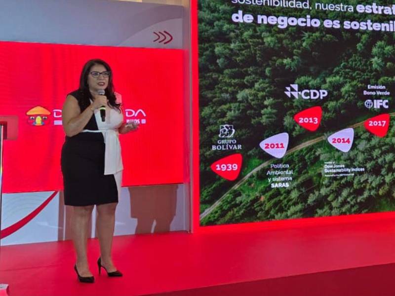 Davivienda consolida su liderazgo sostenible y digital en Honduras