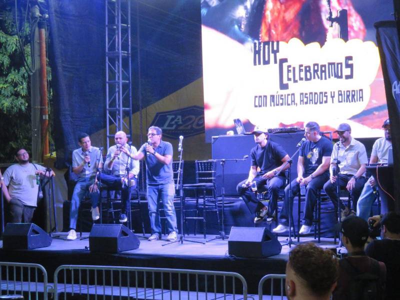 Los Hijos de Morazán y La Hora del Té compartieron escenario por primera vez.