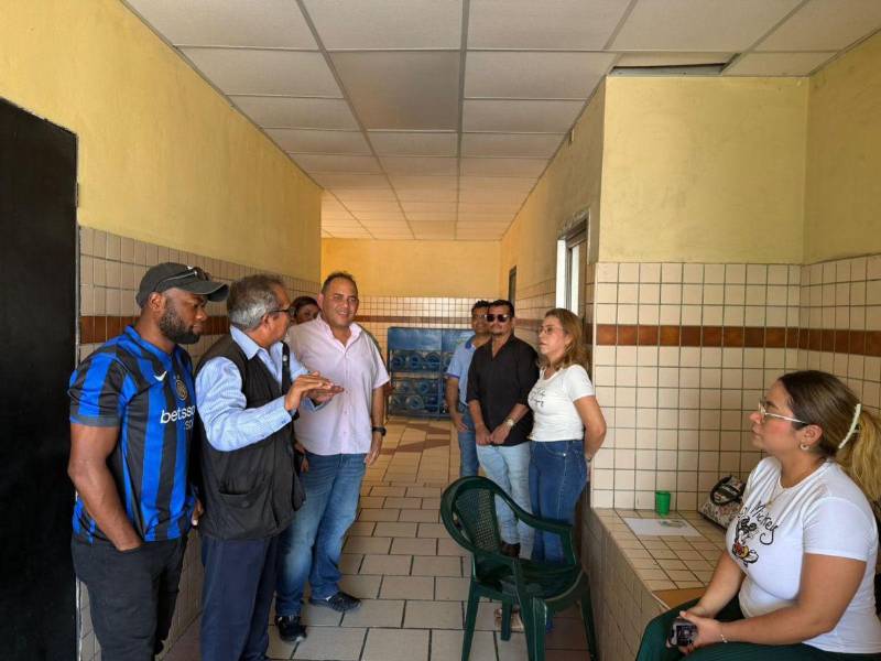 Los trabajadores dieron a conocer su situación, el comisionado del Codeh también se reunió con personal de la Gerencia de Desarrollo Humano.