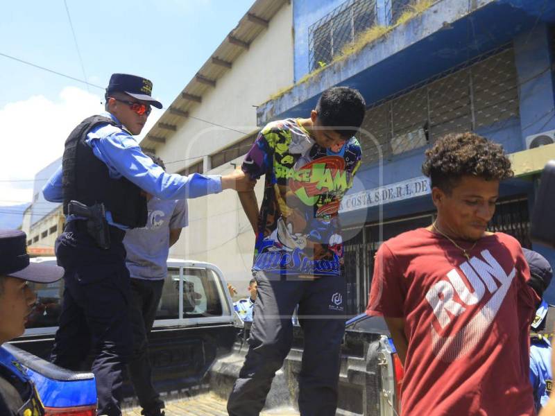 Los acusados asaltaban buses en Maheco, SPS.