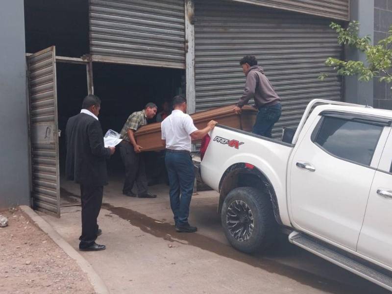 El cuerpo de la menor fue trasladado posteriormente hasta la morgue del Ministerio Público (MP) en Tegucigalpa.