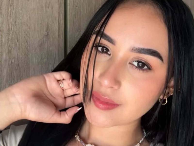 Camila Yisnei Zambrano Armero, oriunda de La Hormiga, Putumayo, Popayán, Cauca, Colombia, fue asesinada a tiros mientras se movilizaba en su motocicleta por una calle del barrio Villa Docente, en el norte de Popayán.