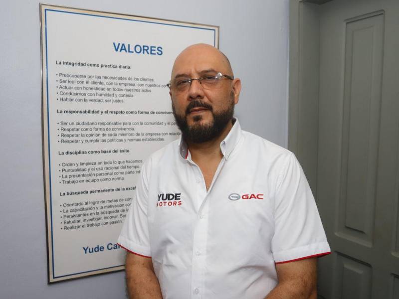 Walter Mata, gerente de Servicio de Grupo Yude Canahuati.