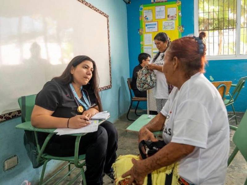 Las brigadas médicas son otra forma de llevar bienestar a la población en la ciudad y según Contreras el tema de salud será prioridad.