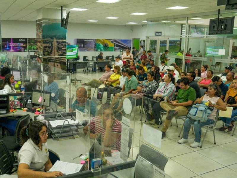Los ciudadanos pueden acudir a pagar sus impuestos a las oficinas municipales localizadas en el sótano de Mall Galerías del Valle en San Pedro Sula.