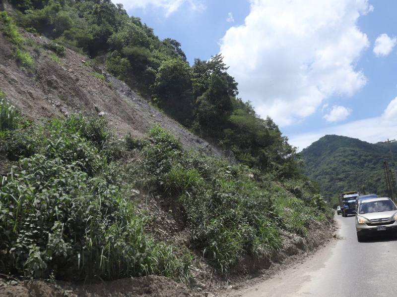 Resolver el derrumbe en la salida de occidente ayudaría a descongestionar el bulevar del sur.