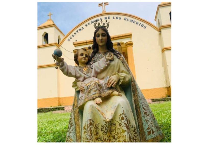 La patrona de estas comunidades es la Virgen de los Remedios; en su honor la parroquia lleva su nombre.