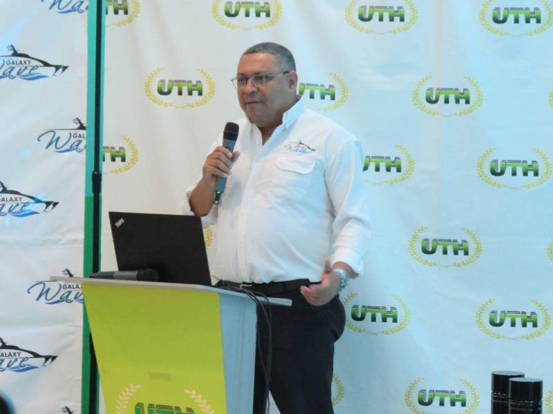 Jesús Reyes, de Galaxy Wave.