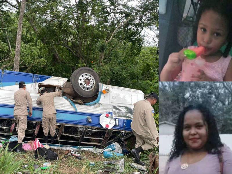 El autobús quedó volcado a un lado de la carretera con las llantas hacia arriba. Delmis Ramos y su hija Delmis Milagro Tomé Ramos de 5 años fueron dos de las víctimas.