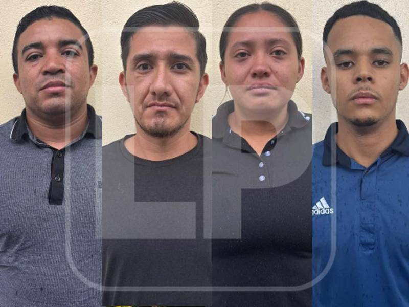 Los detenidos fueron presentados como: Belkis Lizeth Cruz Rodríguez, subinspectora de Policía, y los agentes Geybin Gadriel Salgado Pérez, Kevin Dagoberto Castillo Zambrano y Carlos Iván Arteaga Ayestas.