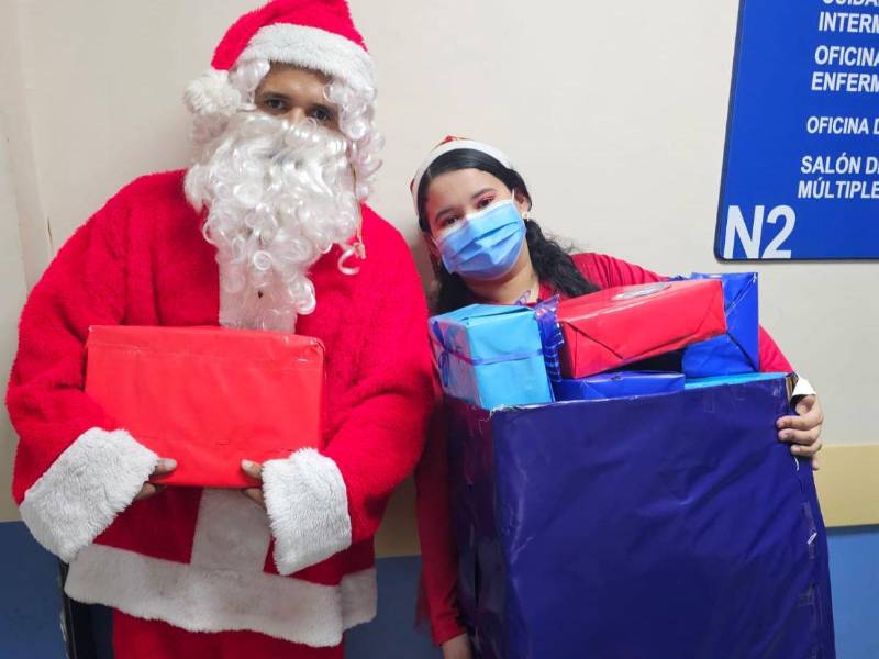 Presta Ya lleva la Navidad a los niños del Hospital Mario Catarino Rivas