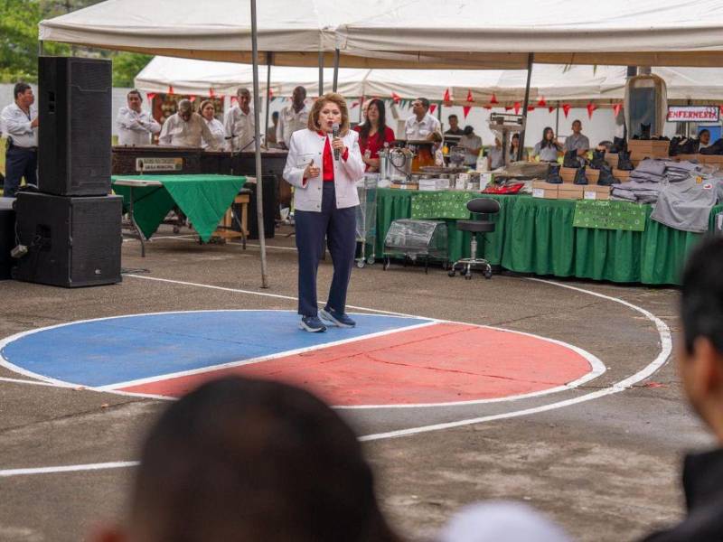 La vicealcaldesa, Maritza Soto, participó en la celebración de aniversario del instituto.