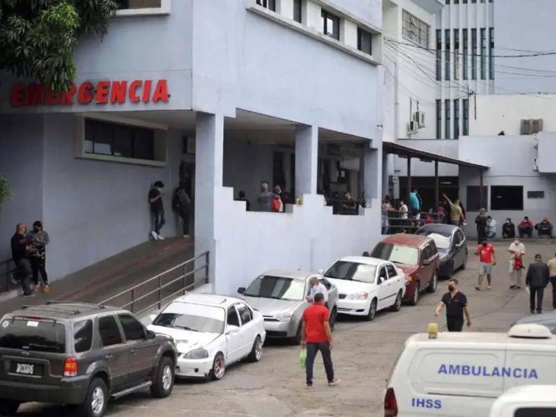 El IHSS en Tegucigalpa enfrenta el reto de ampliar su capacidad de atención ante la falta de médicos especialistas.