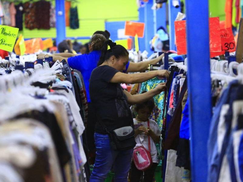 Los empresarios piden que la Ley de Empleo Parcial sea reformada para que, durante temporadas de alta demanda como el Feriado Morazánico y la Navidad, facilite la generación masiva de empleo.