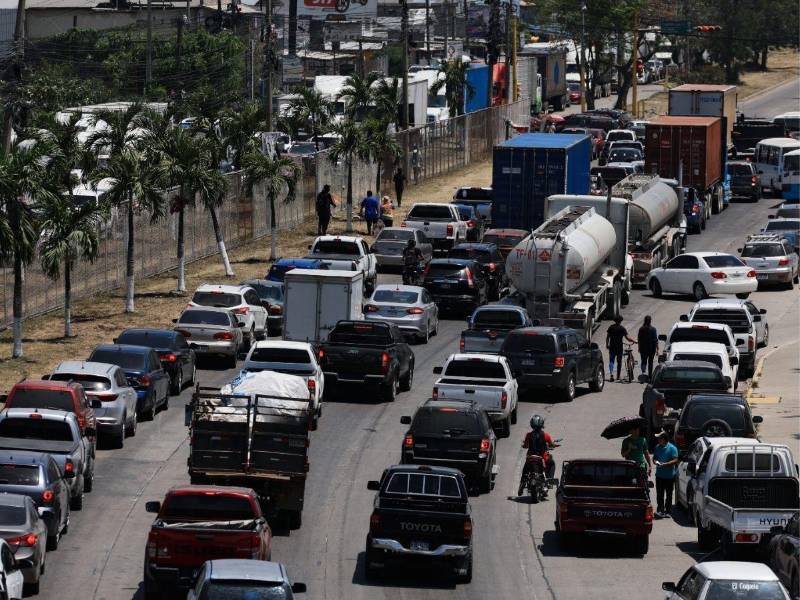 El parque vehicular de Honduras está conformado por más de tres millones de vehículos, de los cuales más de un millón son motocicletas.