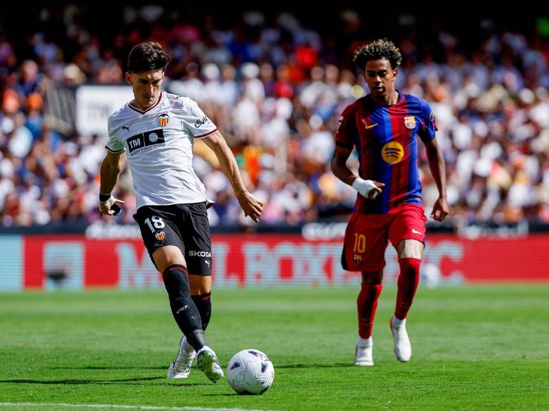 Yamal abrió el marcador a los 6 minutos con un golazo frente al Valencia.