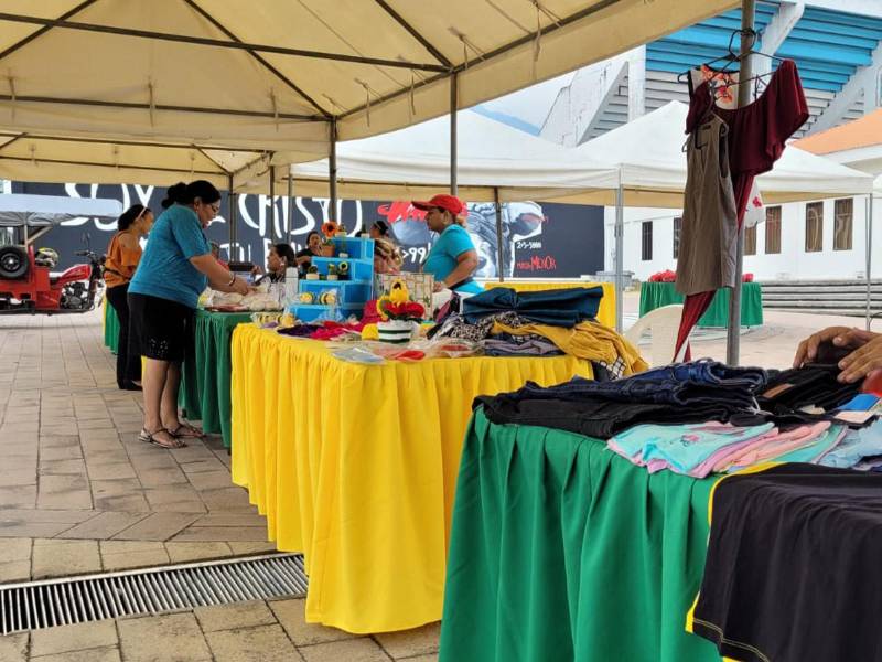 La Municipalidad de San Pedro Sula constantemente realiza ferias de emprendedores donde la mayoría de ellos forman parte de la plataforma.