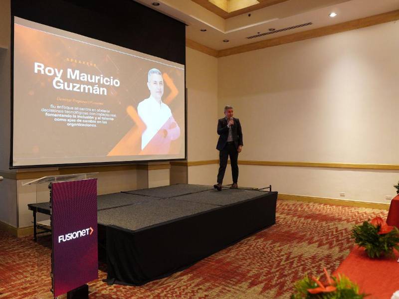 Fusionet reunió a líderes empresariales y consultores internacionales en un espacio de conversación estratégica sobre innovación y transformación digital.
