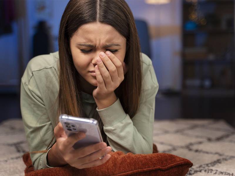 Chatea en tiempo real con MARIA para despejar consultas o dónde avocarte en caso de ser víctima de violencia.