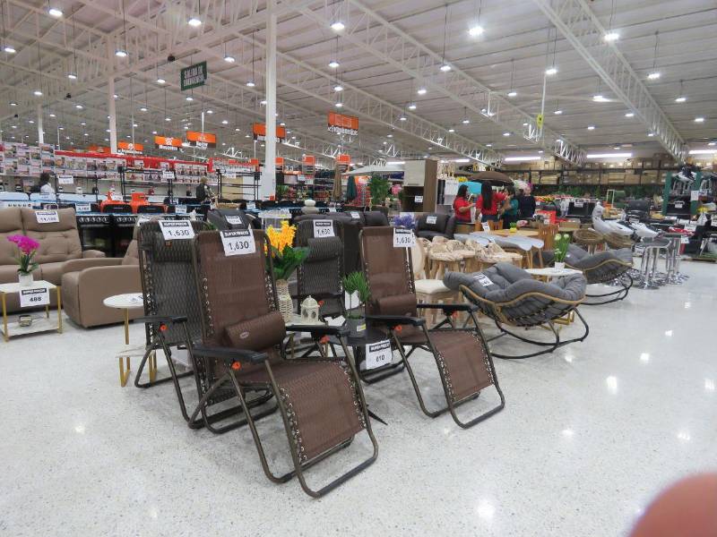 La ferretería de los hondureños, La Mundial abrió sus puertas el jueves 22 de enero en La Entrada, Copán.