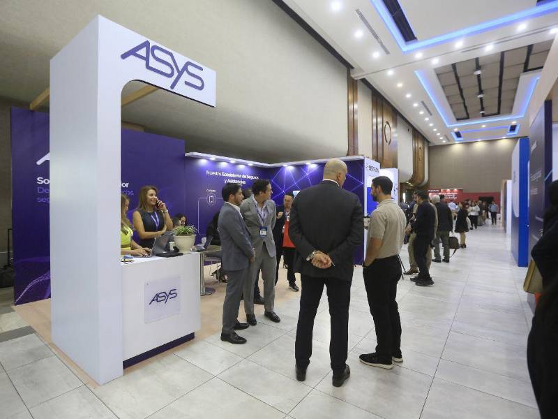 La participación permitió a Seguros LAFISE Honduras estrechar vínculos con representantes de la industria aseguradora de la región.