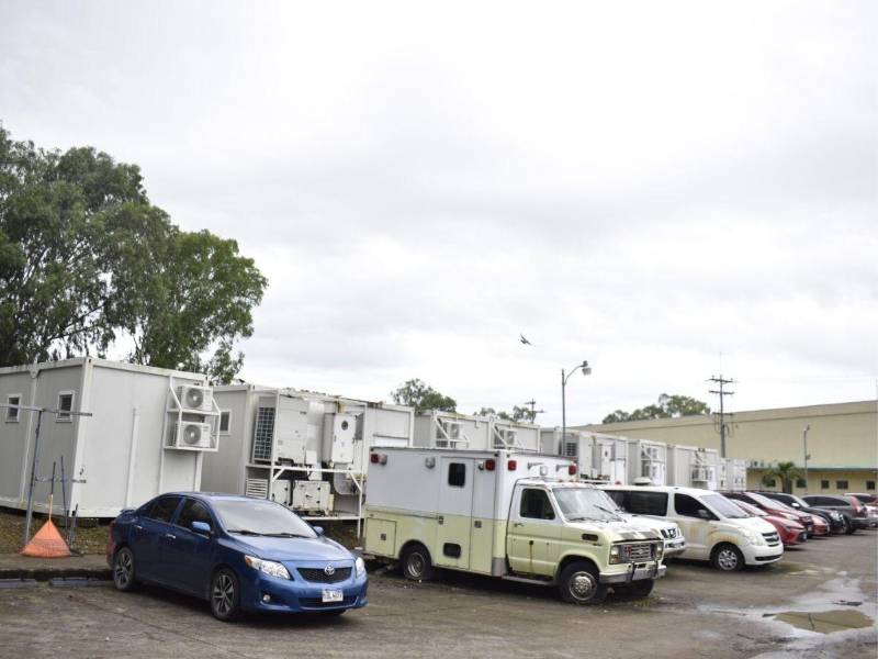 Ante la falta de un servicio subrogado en La Ceiba, los afiliados son atendidos en el hospital de Atlántida y en los módulos del hospital móvil; empresarios piden la construcción de un hospital regional.