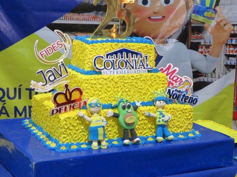 Supermercados Colonial celebra por todo lo alto en el marco de su 25 aniversario