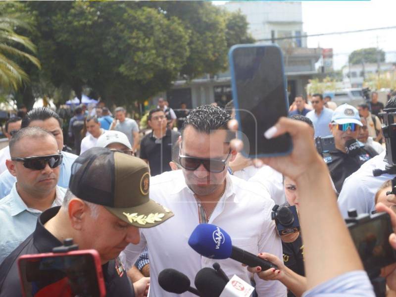Tres grupos criminales fueron declarados terroristas, afirmó Tomás Zambrano.