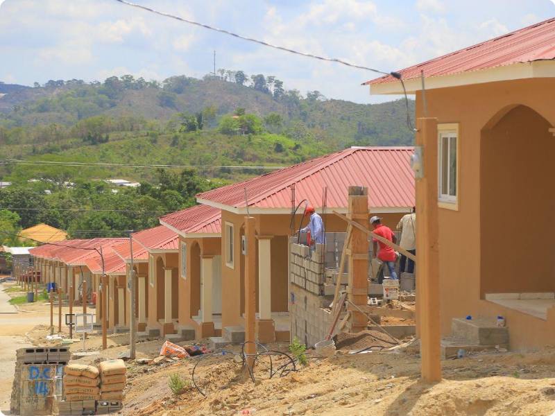 En San Pedro Sula no hay nuevos proyectos de vivienda social, por el alto costo de la tierra, hay zonas en donde la vara cuadrada supera los 500 dólares.