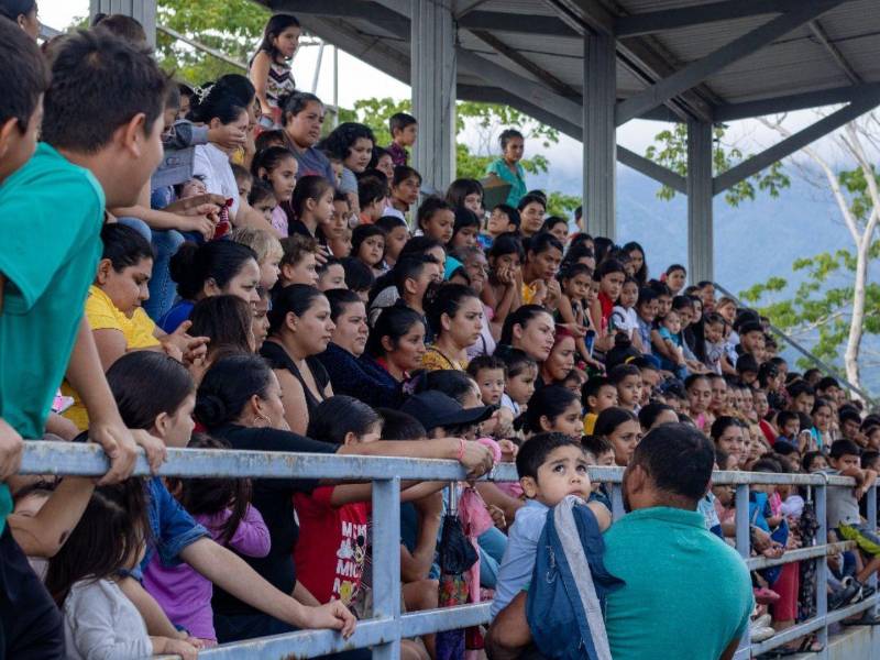 UTH lleva alegría y esperanza a más de 500 Niños de Río Blanco