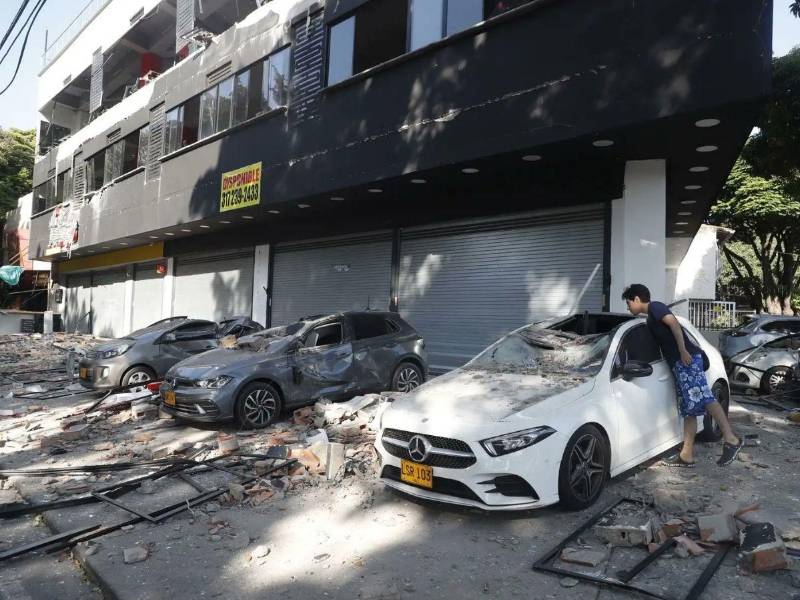 El mayor número de fallecidos fue reportado en Pereira, donde el alcalde Mauricio Salazar confirmó inicialmente la muerte de al menos 18 personas.