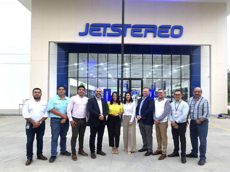 Jetstereo inaugura moderna sucursal en Plaza Town Center de San Pedro Sula