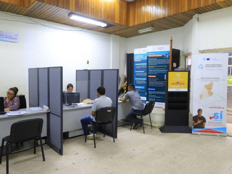Las oficinas del Servicio Nacional de Empleo de Honduras (Senaeh), se encuentran en el edificio Plaza en barrio Barandillas de San Pedro Sula.