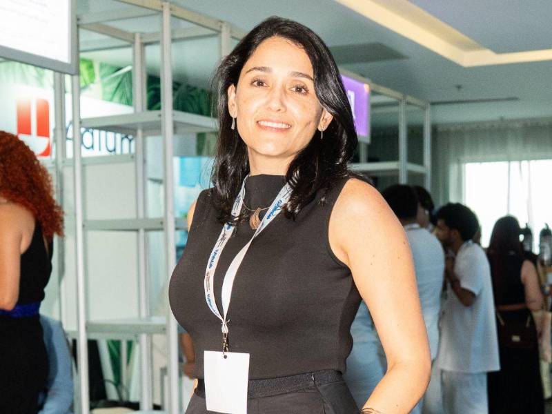 La doctora Graziamaría Zacapa, nutrióloga, participa en el II Congreso Hondureño de Obesidad, Metabolismo y Cirugía Bariátrica.