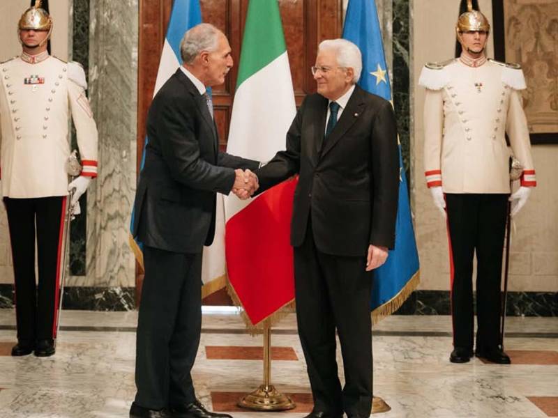 El presidente de Honduras, Nasry Asfura, se reunió con su homólogo italiano, Sergio Mattarella, en el Palacio del Quirinal, durante su gira diplomática por Europa.