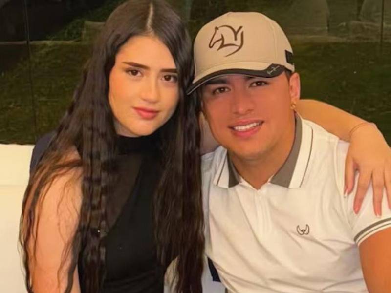 El fallecido cantante Yeison Jiménez y su hija.