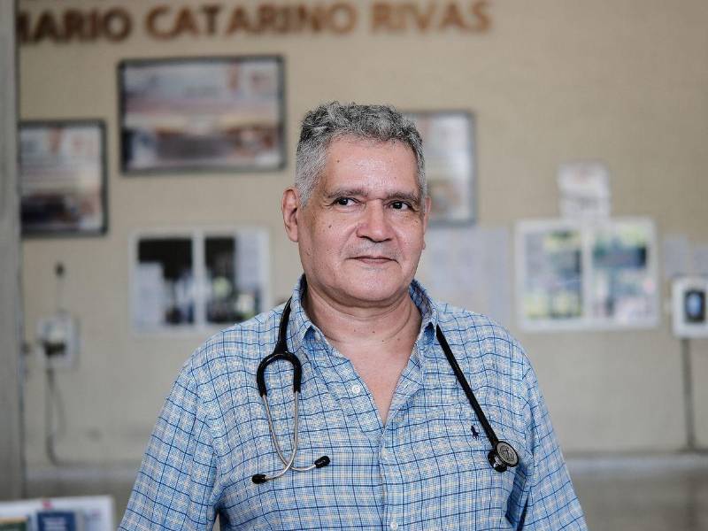Doctor David Mendoza, jefe de Pediatría del hospital Mario Rivas.