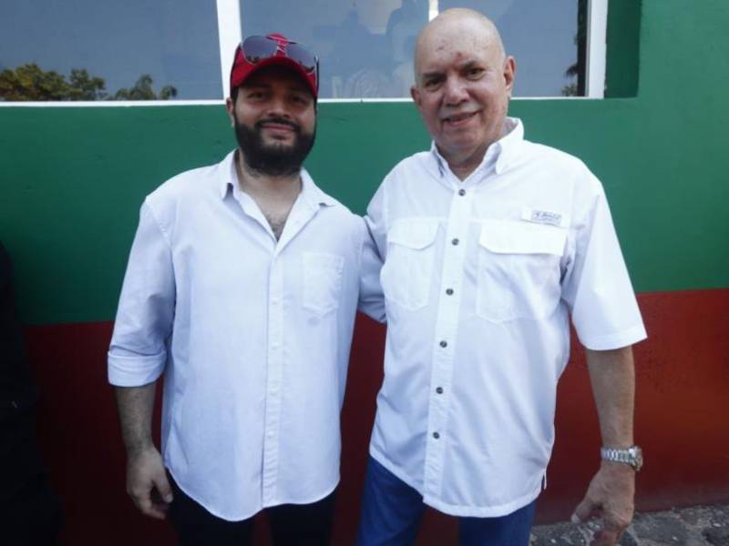 Adrián Rodolfo Padilla y su padre Rodolfo Padilla Sunseri.