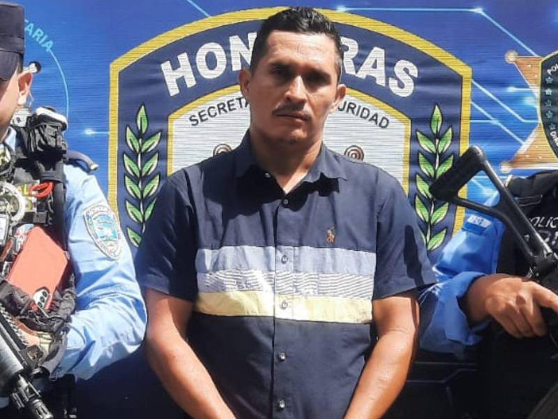 José Adalid Leiva González, de nacionalidad hondureña y de oficio caficultor.